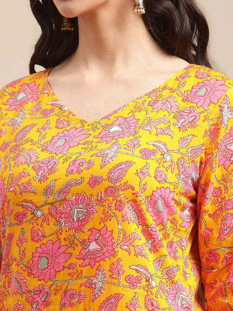 women mustard floral printed lace embellished kurta trouser
