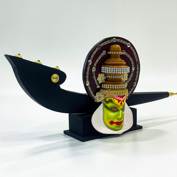 3D Kathakali Head with Traditional Boat (15.5 x 7.5 Inches)