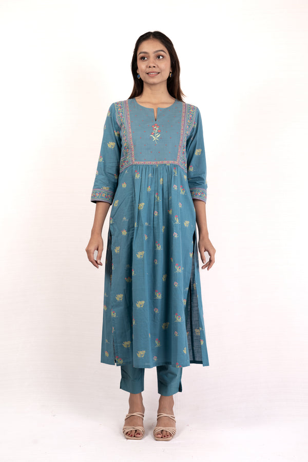 bagh india women cotton floral straight kurta yoke sky blue