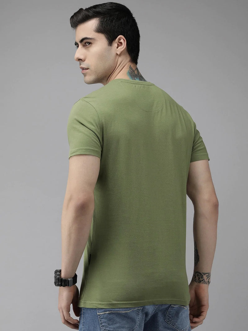 men Pinsch Ardor by the Bear House  Olive Green Printed Slim Fit T-shirt